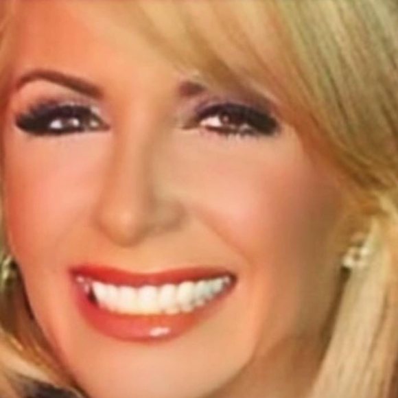 Meet your Posher, Erin - Picture 1 of 1